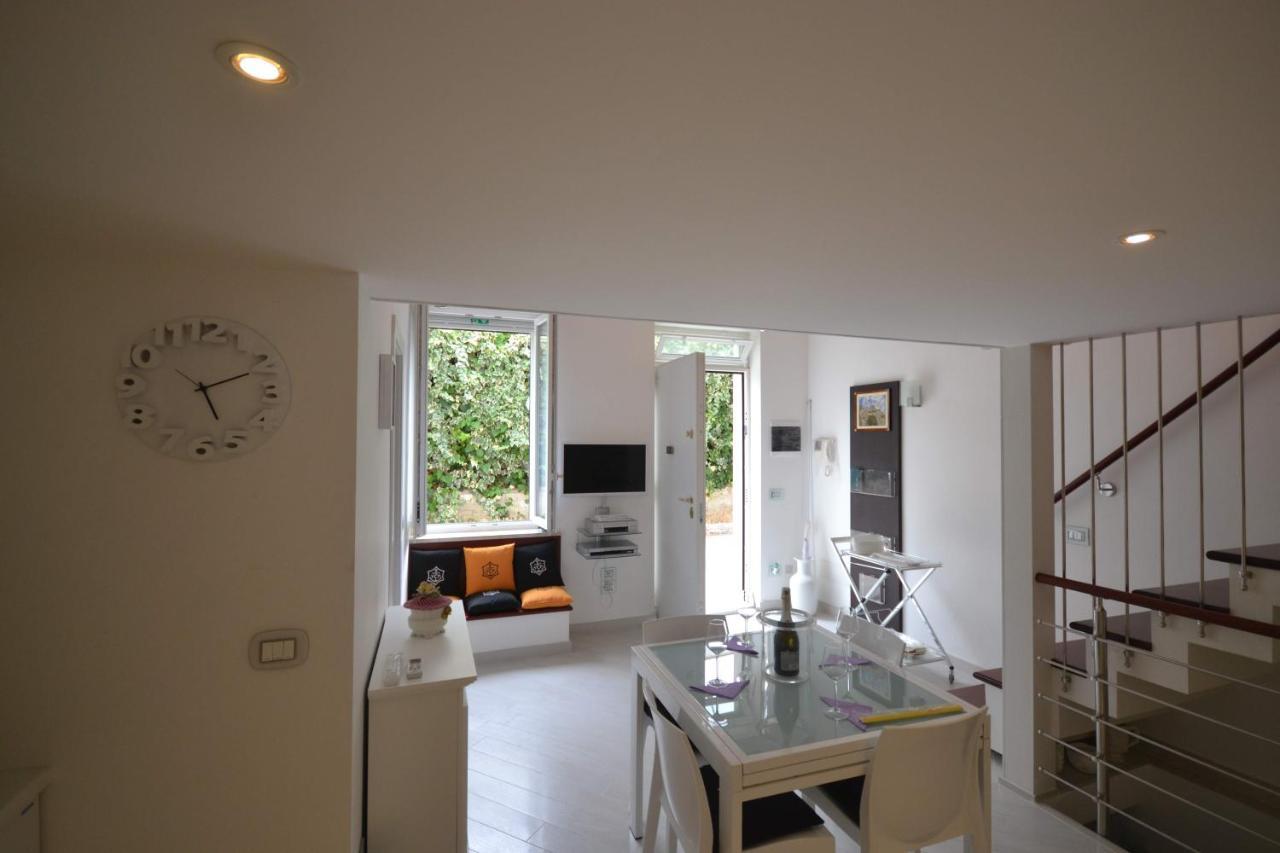 Golden Bay Bed & Breakfast Трани Екстериор снимка